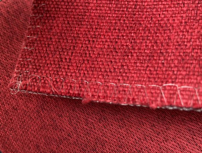 Red linen look dimout